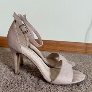 Suede high heels shoes